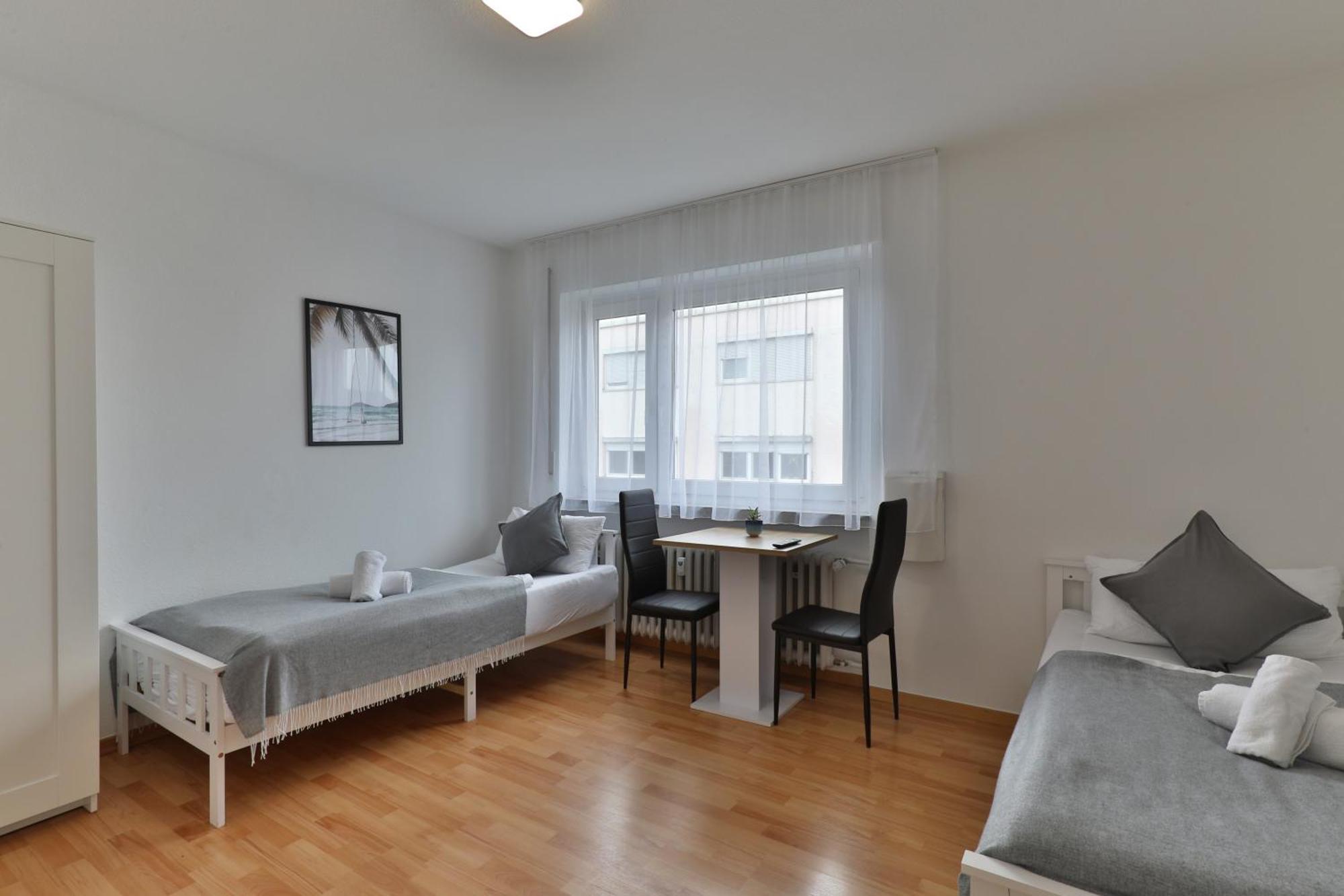 Moderne Ferienwohnungen - Service Wie Im Hotel Göppingen Extérieur photo