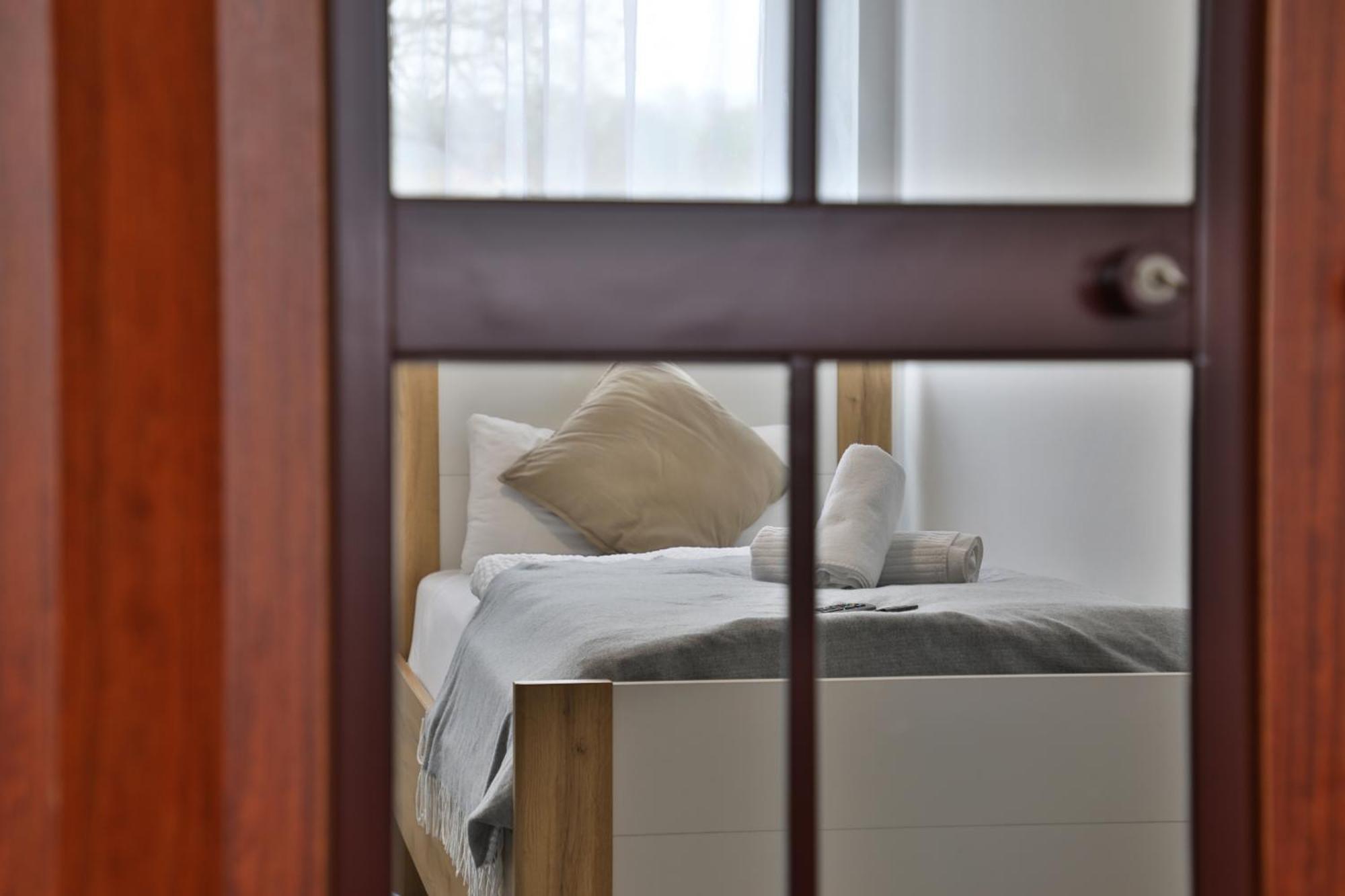 Moderne Ferienwohnungen - Service Wie Im Hotel Göppingen Extérieur photo